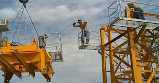 Демонтаж башенного крана в Карталах - услуги по демонтажу от Сварной-Крт от 1562 руб.