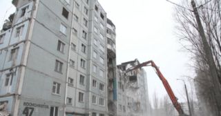 Демонтаж многоэтажного дома Карталы, цена от 3697 руб.