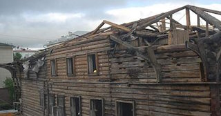 Демонтаж деревянных конструкций в Карталах - расценки от 1042 рублей - Сварной-Крт