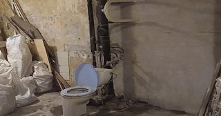 Демонтаж сантехкабины в панельном доме - цена от 1042 рублей | Сварной-Крт